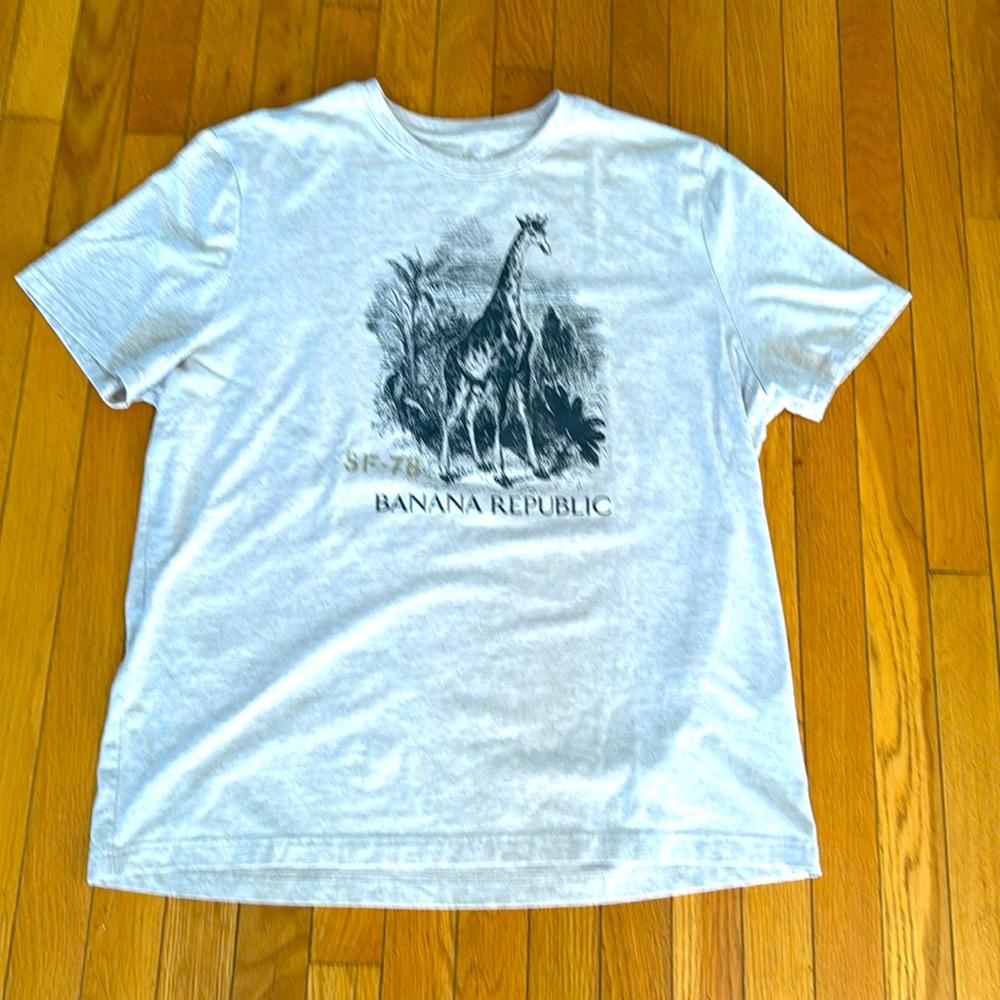 Banana Republic Classic Tee